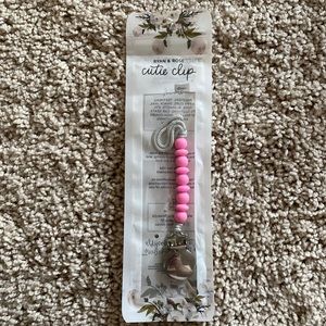 Ryan and Rose Cutie Clip